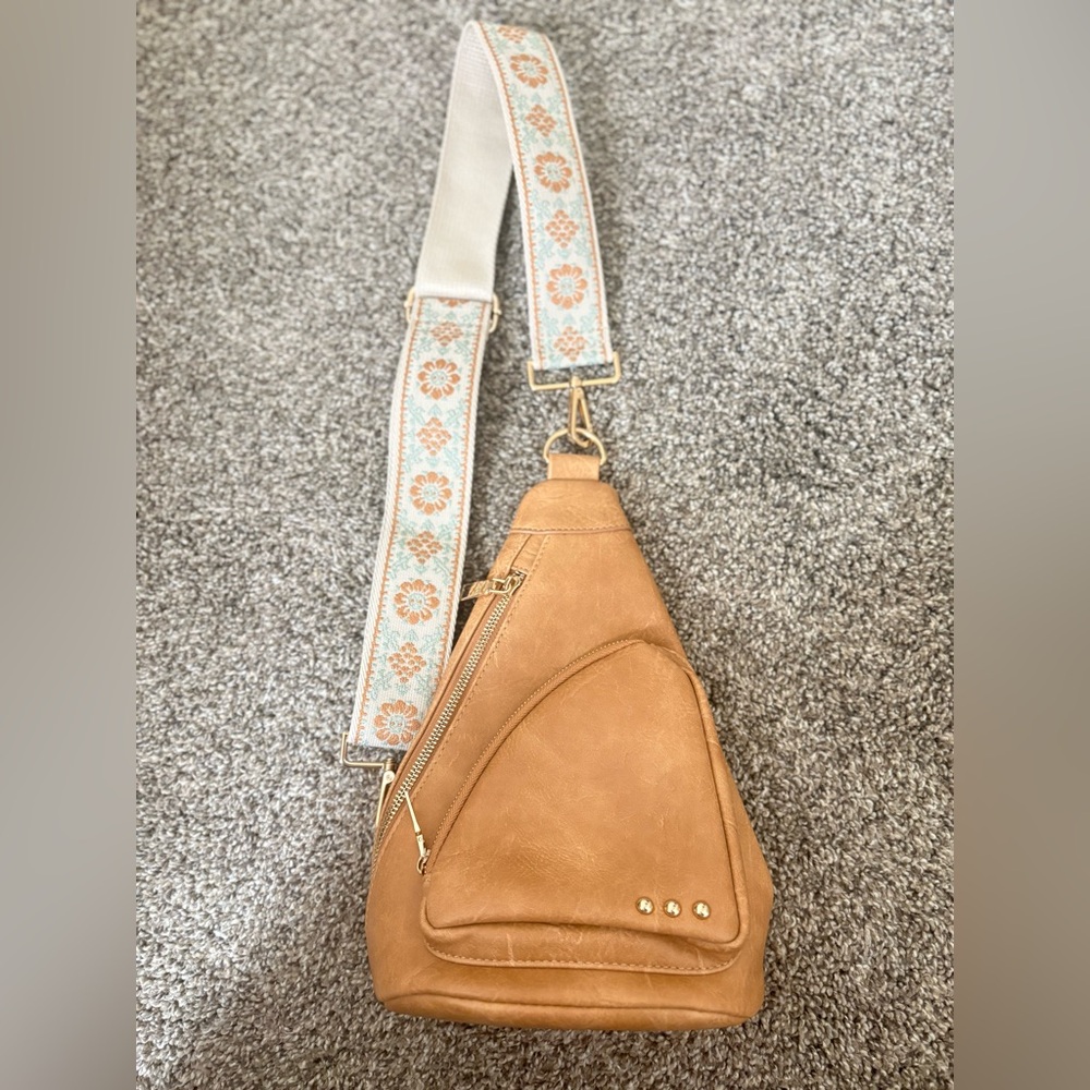 PS Adventure Sling Bag